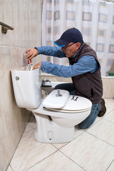 Broken Toilet Repair in Kennewick